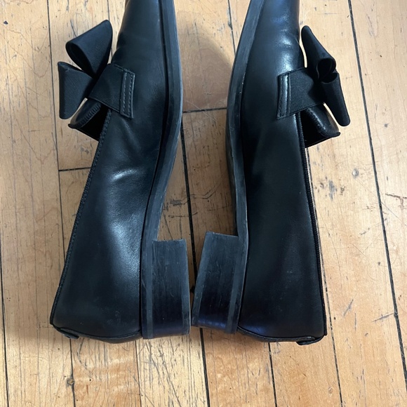 Brown’s Tulip Loafer - Picture 3 of 4